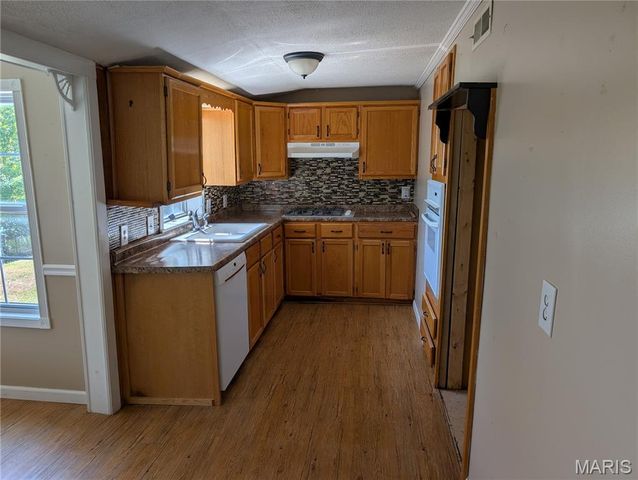 4028 Lake Drive, Pontoon Beach, IL 62040