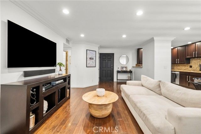 4211 Arch Drive 103, Studio City (los Angeles), CA 91604