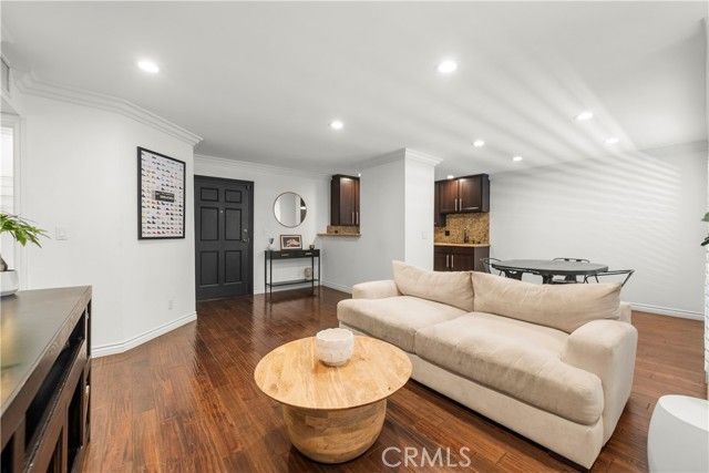 4211 Arch Drive 103, Studio City (los Angeles), CA 91604