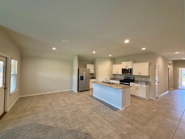 521 W Bronze Circle, Springtown, TX 76082