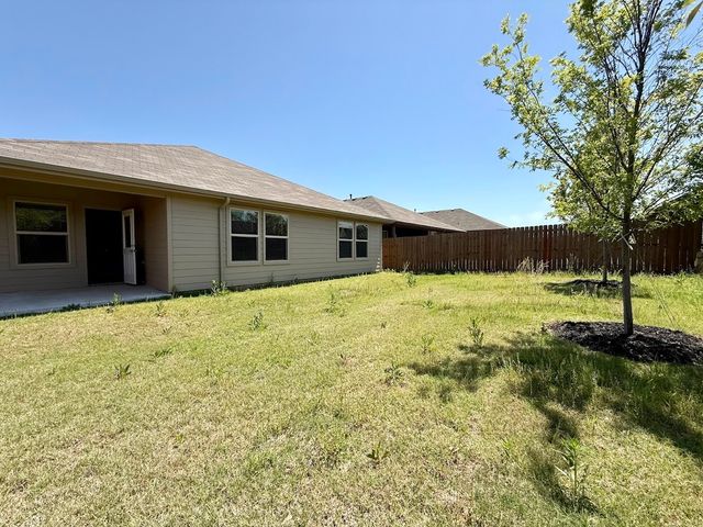 521 W Bronze Circle, Springtown, TX 76082