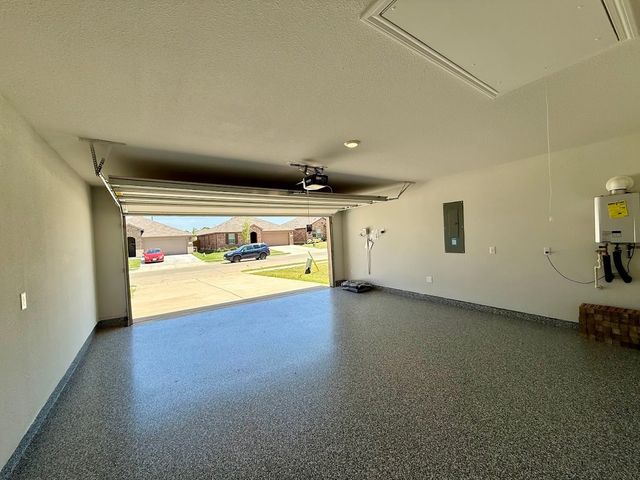 521 W Bronze Circle, Springtown, TX 76082