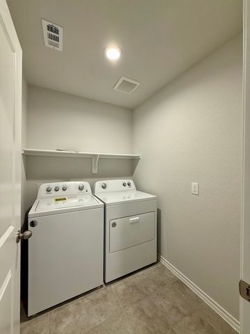 521 W Bronze Circle, Springtown, TX 76082