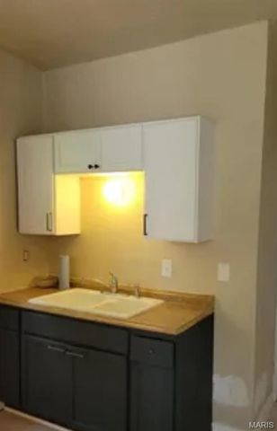 6709 Stratford Avenue, St Louis, MO 63121