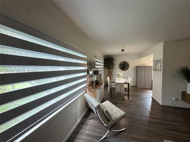 13550 SW 6th Court 301A, Pembroke Pines, FL 33027