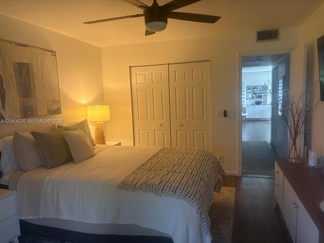 13550 SW 6th Court 301A, Pembroke Pines, FL 33027