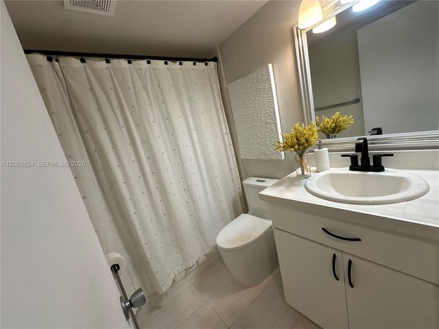 13550 SW 6th Court 301A, Pembroke Pines, FL 33027
