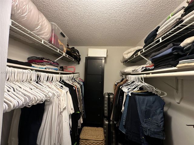 13550 SW 6th Court 301A, Pembroke Pines, FL 33027