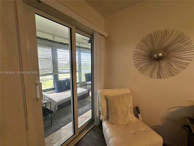 13550 SW 6th Court 301A, Pembroke Pines, FL 33027