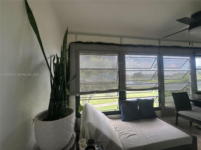 13550 SW 6th Court 301A, Pembroke Pines, FL 33027