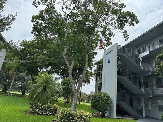 13550 SW 6th Court 301A, Pembroke Pines, FL 33027