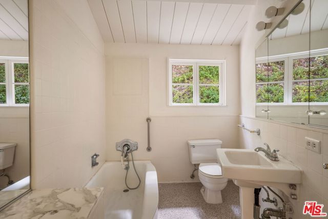 756 Kingman Avenue, Santa Monica, CA 90402