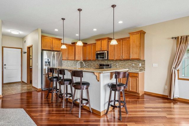 6504 Heritage AVENUE, Mount Pleasant, WI 53406