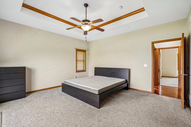 6504 Heritage AVENUE, Mount Pleasant, WI 53406