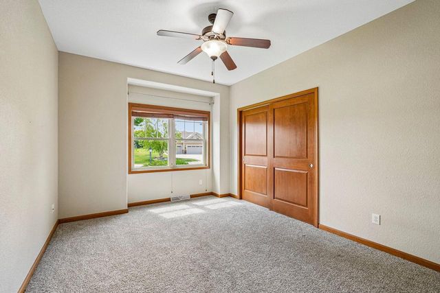 6504 Heritage AVENUE, Mount Pleasant, WI 53406