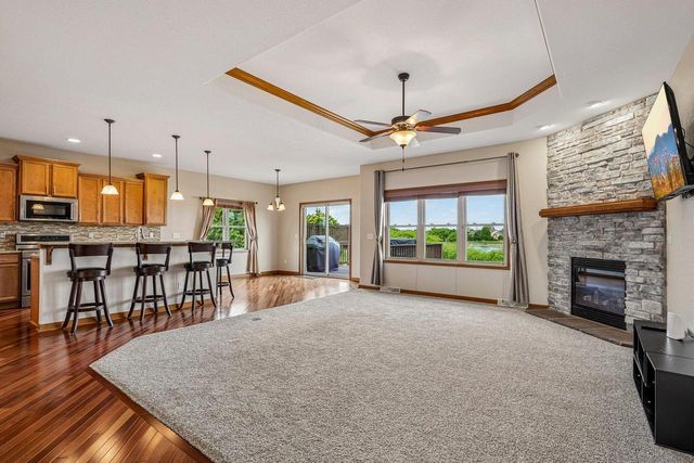 6504 Heritage AVENUE, Mount Pleasant, WI 53406