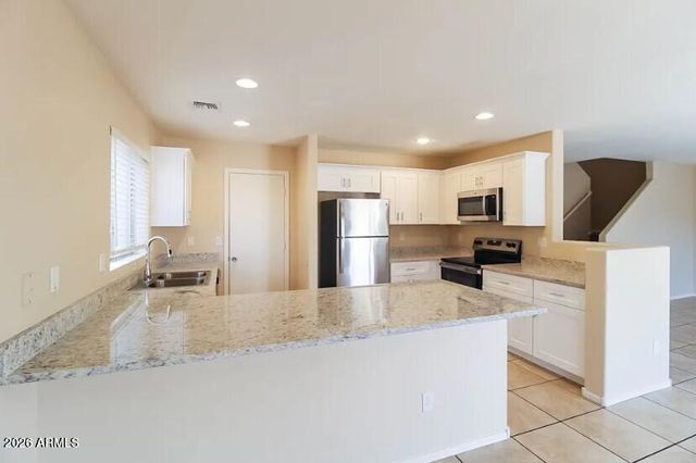 10821 W Taft Street, Phoenix, AZ 85037