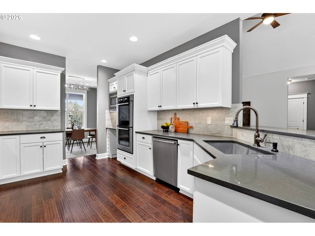 13286 Sw MAPLECREST Ct, Portland, OR 97223