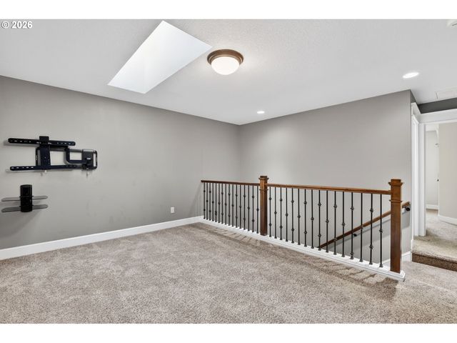 13286 Sw MAPLECREST Ct, Portland, OR 97223