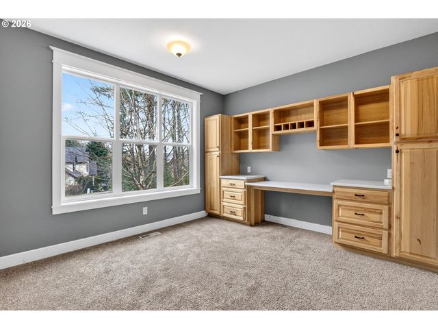 13286 Sw MAPLECREST Ct, Portland, OR 97223