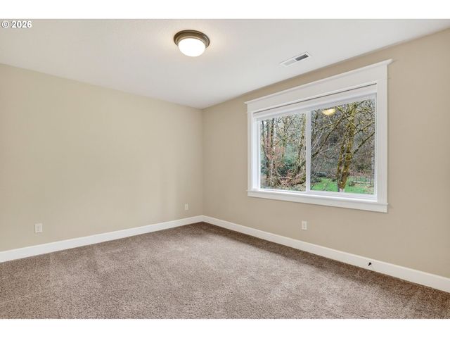13286 Sw MAPLECREST Ct, Portland, OR 97223
