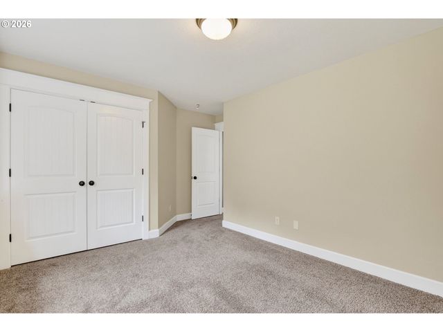 13286 Sw MAPLECREST Ct, Portland, OR 97223