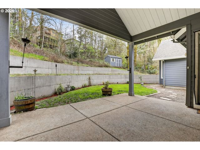 13286 Sw MAPLECREST Ct, Portland, OR 97223