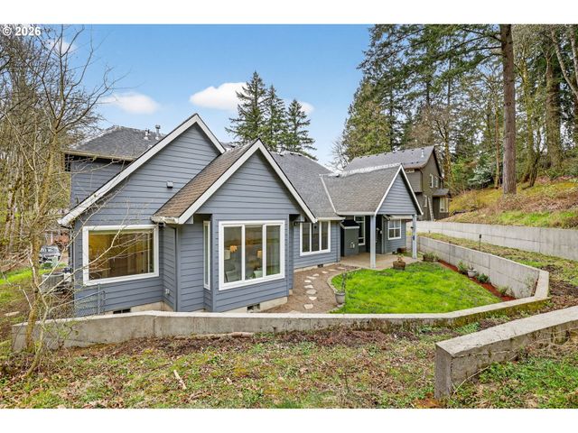 13286 Sw MAPLECREST Ct, Portland, OR 97223