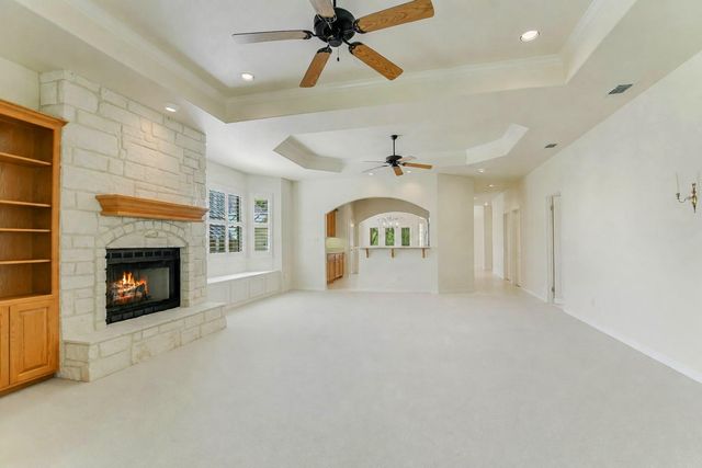 232 Fault Line DR, Horseshoe Bay, TX 78657