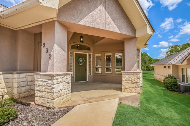 232 Fault Line DR, Horseshoe Bay, TX 78657