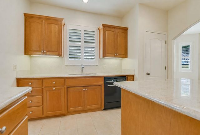 232 Fault Line DR, Horseshoe Bay, TX 78657