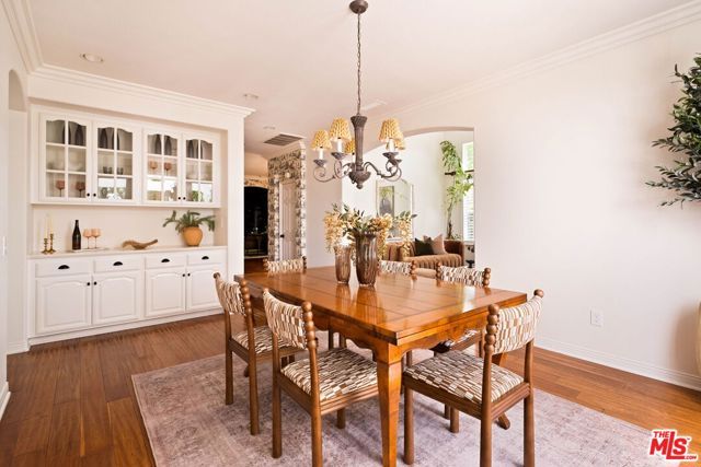 2326 Sunny Point Street, Thousand Oaks, CA 91362