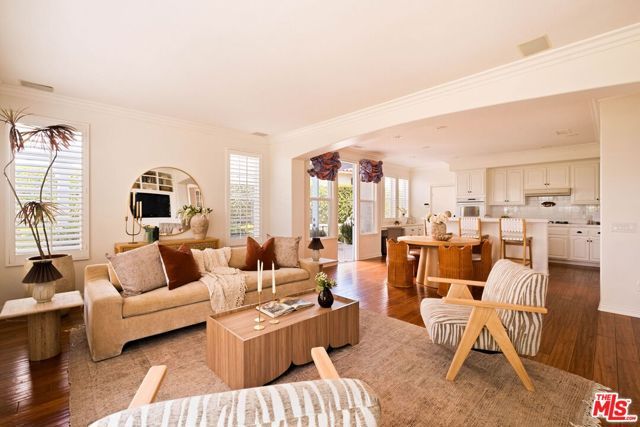 2326 Sunny Point Street, Thousand Oaks, CA 91362