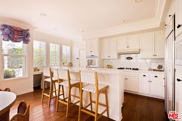 2326 Sunny Point Street, Thousand Oaks, CA 91362
