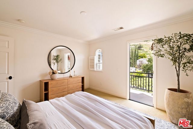 2326 Sunny Point Street, Thousand Oaks, CA 91362