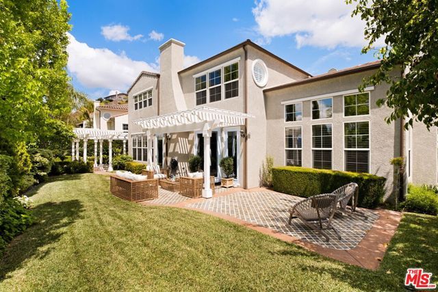 2326 Sunny Point Street, Thousand Oaks, CA 91362