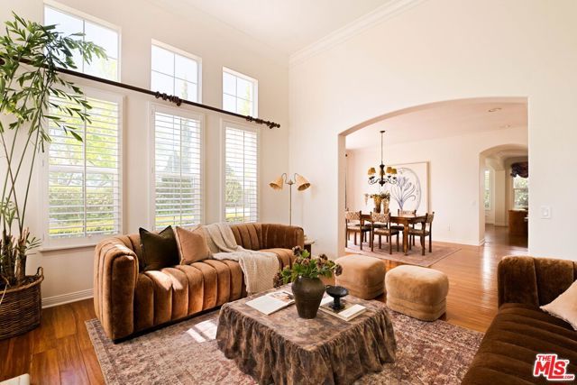 2326 Sunny Point Street, Thousand Oaks, CA 91362