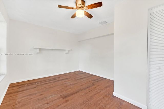 550 SW 38th Ter 0, Fort Lauderdale, FL 33312