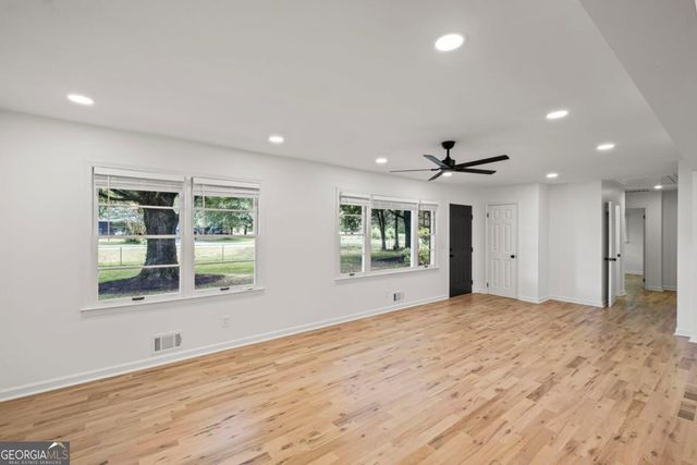 119 Walker Road NW, Cartersville, GA 30121