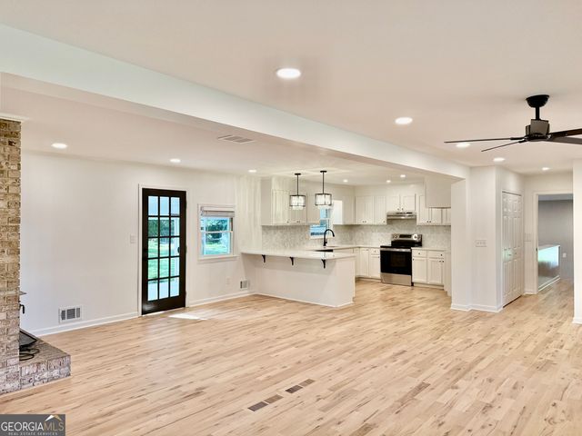 119 Walker Road NW, Cartersville, GA 30121