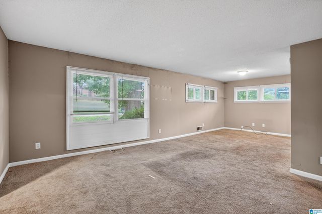 408 CREST DRIVE, Fairfield, AL 35064