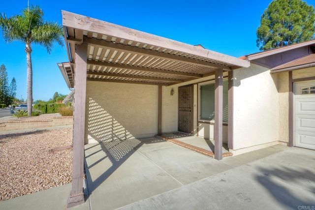 1410 Panorama Ridge Rd, Oceanside, CA 92056