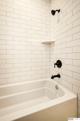 20529 Kansas Avenue, Elkhorn, NE 68022