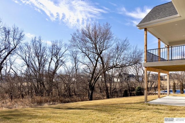 20529 Kansas Avenue, Elkhorn, NE 68022