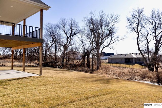 20529 Kansas Avenue, Elkhorn, NE 68022