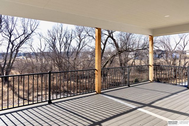 20529 Kansas Avenue, Elkhorn, NE 68022