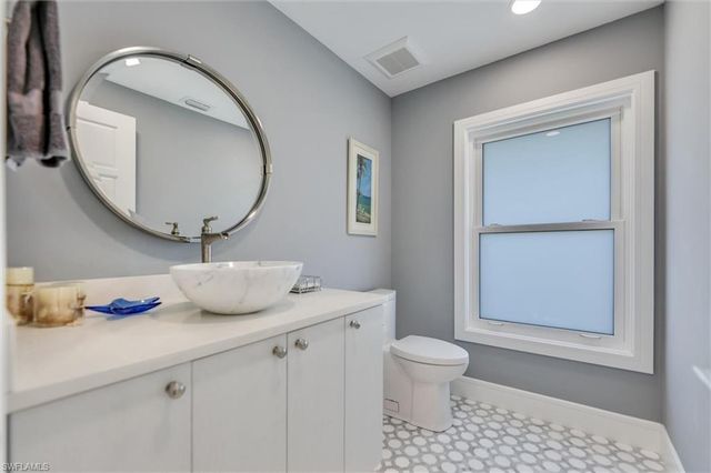 27 Beach Homes, Captiva, FL 33924