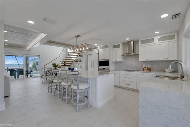 27 Beach Homes, Captiva, FL 33924