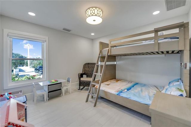 27 Beach Homes, Captiva, FL 33924