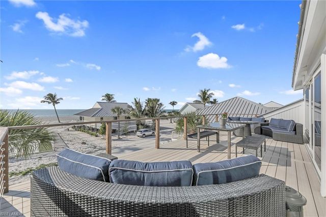 27 Beach Homes, Captiva, FL 33924